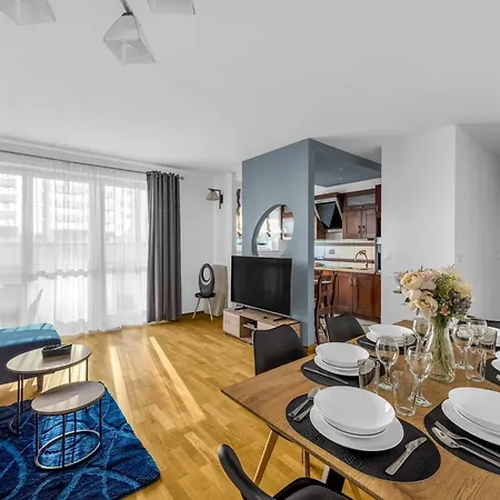 Grochow - Terrace, Parking - By Rentujemy Warszawa