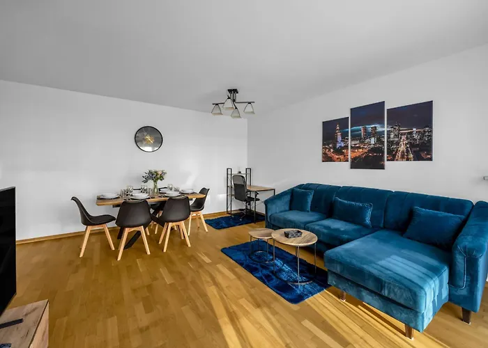 Grochow - Terrace, Parking - By Rentujemy Apartment Warsaw