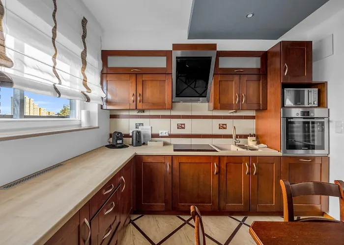 Apartment Grochow - Terrace, Parking - By Rentujemy Warsaw